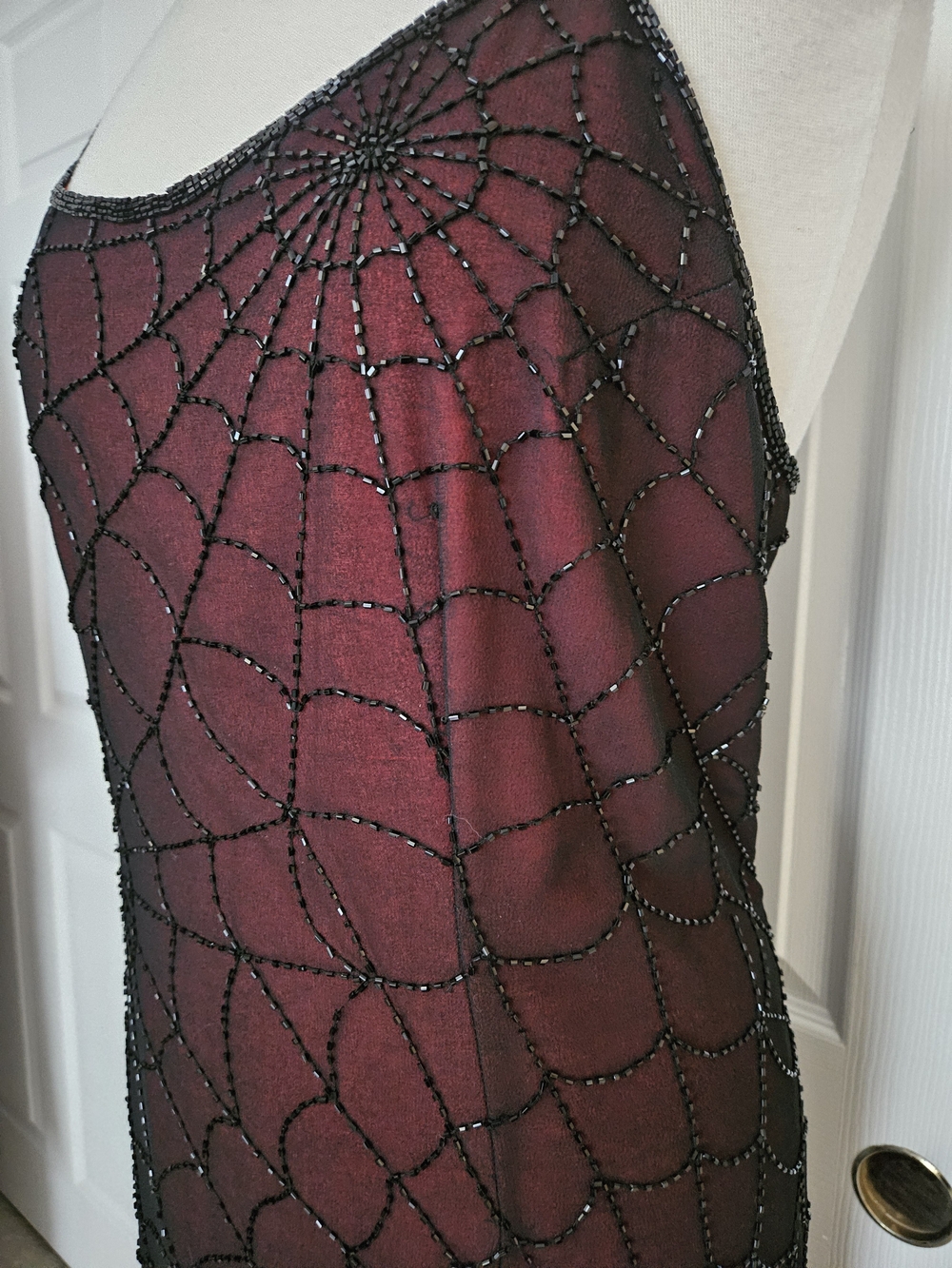 Vintage Black and Red Beaded Spiderweb Gown Size L XL Spider Web Cobweb Dress - Picture 3 of 9